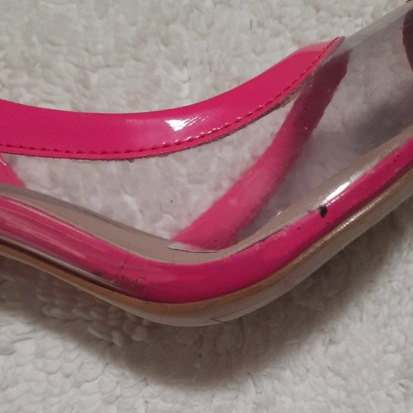 Gianni Bini Hot Pink Heels - Picture 12 of 14